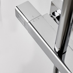 Στήλη Ντουζ Eurorama Thermo Square 76-137 εκ. 613065 Θερμοστατική Τετραγωνισμένη 2 Εξόδων με Μπαταρία,  Ρυθμιζόμενη Κολώνα 76-137 εκ , Ανακλινόμενη Κεφαλή Nτους Anticalcare Φ20, Τηλέφωνο Anticalcare με Στήριγμα και Άθραυστο Σπιράλ 1,5 Μέτρου